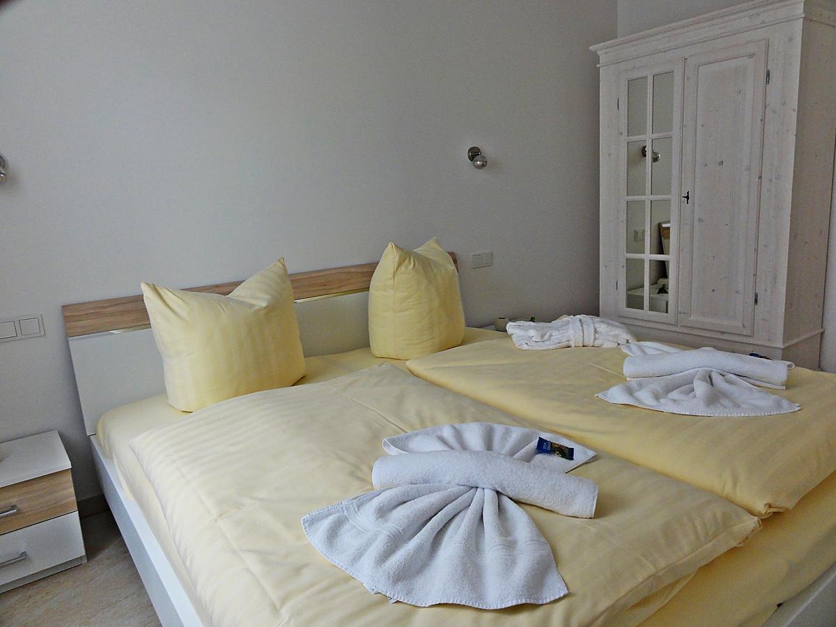 3 Zimmer Ferienwohnung Haus Meeresblick Mit Meerblick A005 Mit Suedterrasse Und Strandkorb Baabe Dış mekan fotoğraf